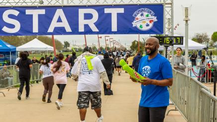 Asm. Gipson cheering on run participants